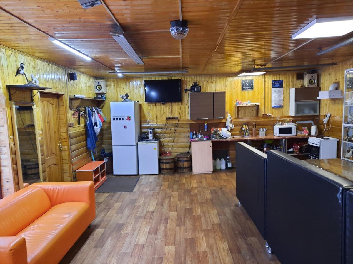 Kamchatskiy Stil' Hostel Yelizovo Luaran gambar