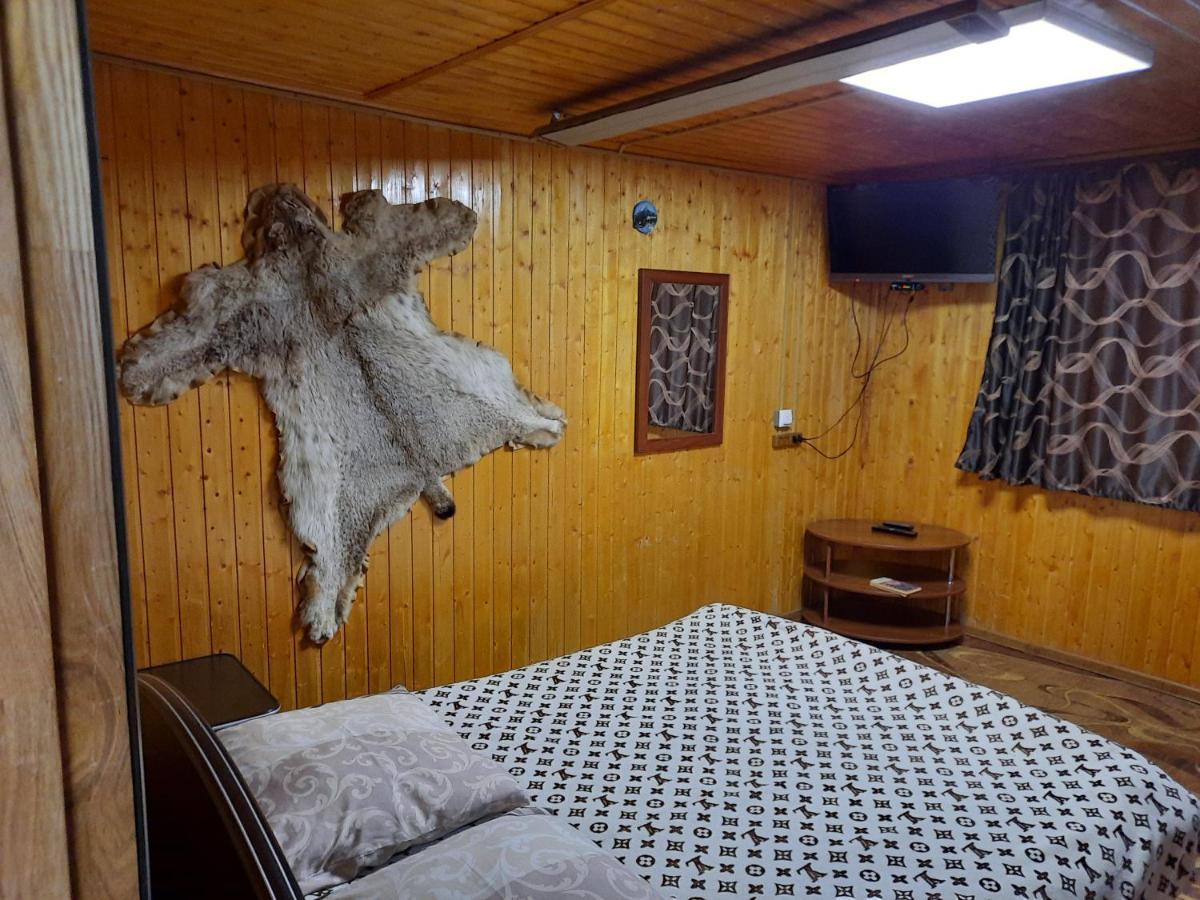 Kamchatskiy Stil' Hostel Yelizovo Bilik gambar